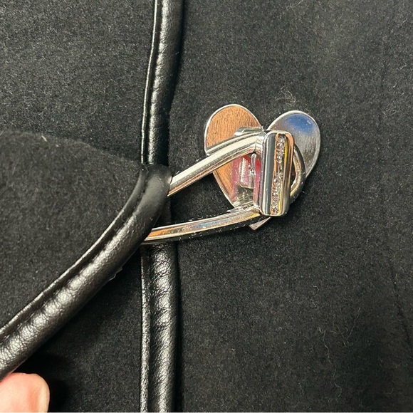 Betsey Johnson Black Brushed Wool Fold-Over Neck Drape Coat Asymmetric Hem Sz 4 - Picture 11 of 16